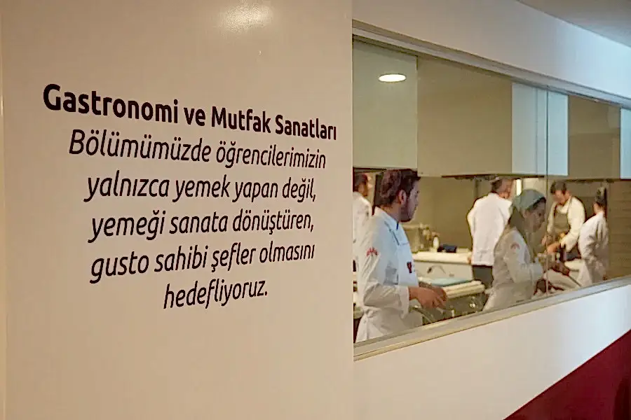 topkapı üniversitesi şişli yerleşkesi